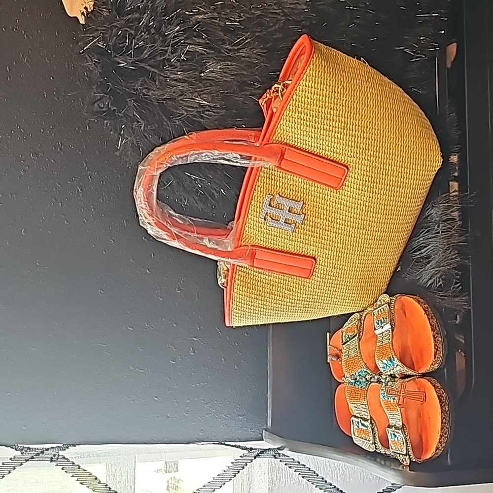 Tommy hilfiger tote